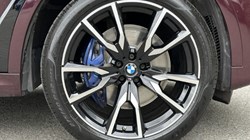 2022 (22) BMW X7 xDrive40d MHT M Sport 5dr 5649423