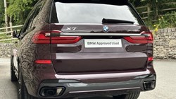 2022 (22) BMW X7 xDrive40d MHT M Sport 5dr 5649359