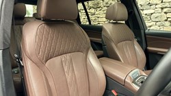 2022 (22) BMW X7 xDrive40d MHT M Sport 5dr 5649356