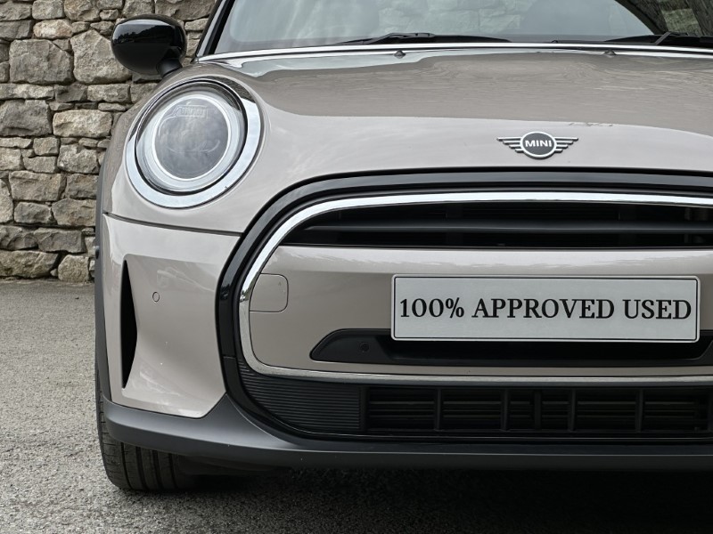 2024 (24) MINI HATCHBACK 1.5 Cooper Exclusive 3dr Auto 5573108