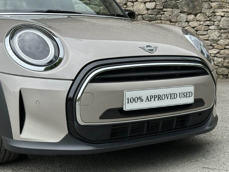 2024 (24) MINI HATCHBACK 1.5 Cooper Exclusive 3dr Auto 5573107
