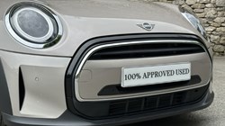 2024 (24) MINI HATCHBACK 1.5 Cooper Exclusive 3dr Auto 5573107