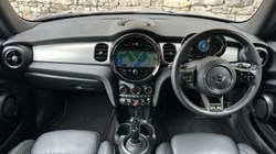 2024 (24) MINI HATCHBACK 1.5 Cooper Exclusive 3dr Auto 5573098