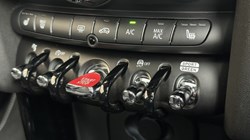 2024 (24) MINI HATCHBACK 1.5 Cooper Exclusive 3dr Auto 5573063