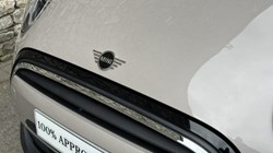 2024 (24) MINI HATCHBACK 1.5 Cooper Exclusive 3dr Auto 5573070