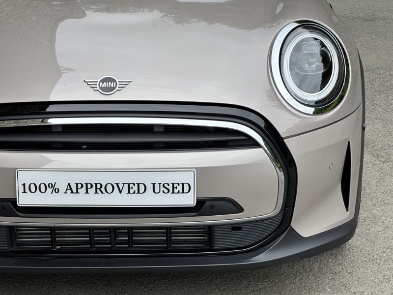 2024 (24) MINI HATCHBACK 1.5 Cooper Exclusive 3dr Auto 5573069