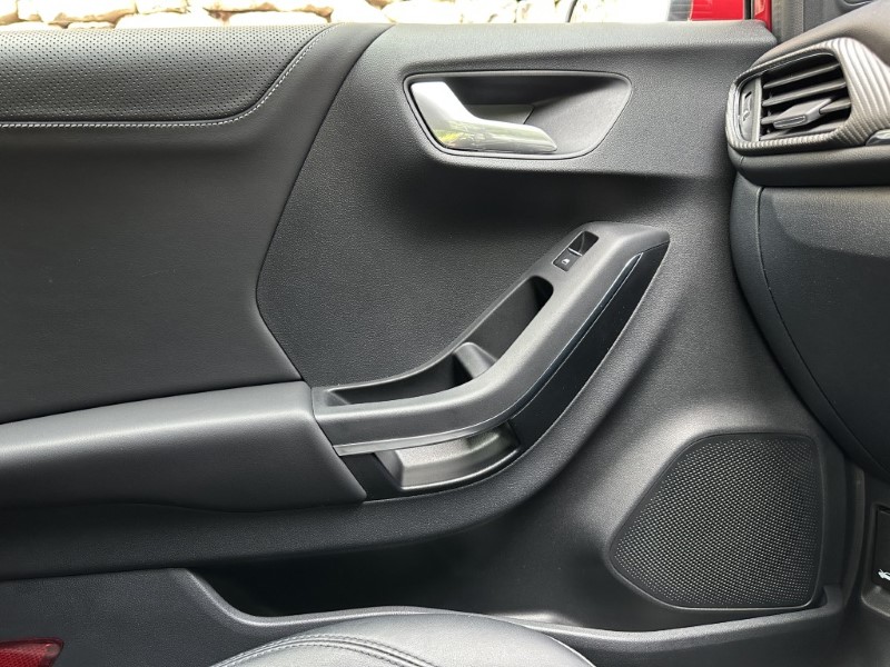 2021 (21) FORD PUMA 1.0 EcoBoost ST-Line Vignale 5dr Auto 5561122