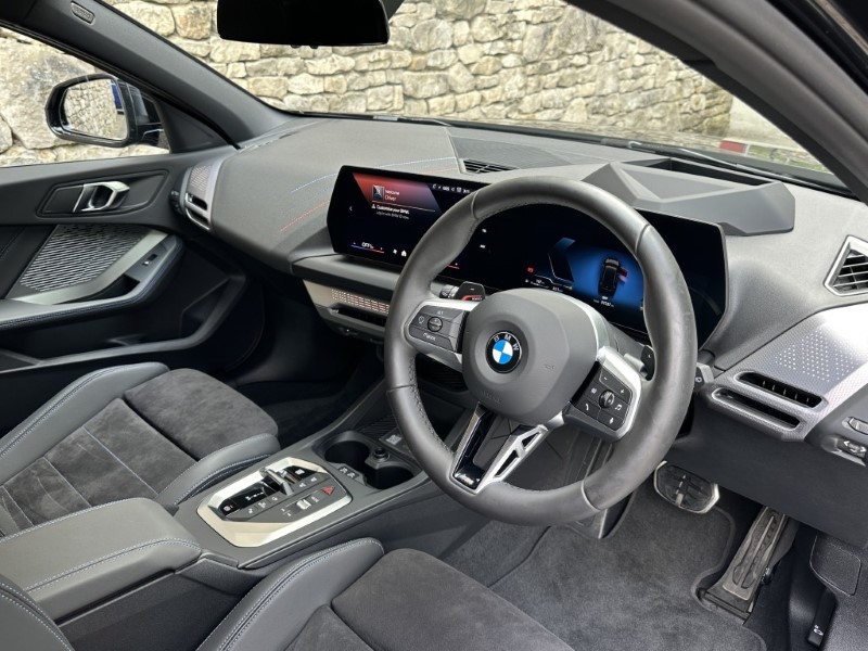 2026 (26) BMW 1 SERIES 123 xDrive M Sport 5dr  5581388