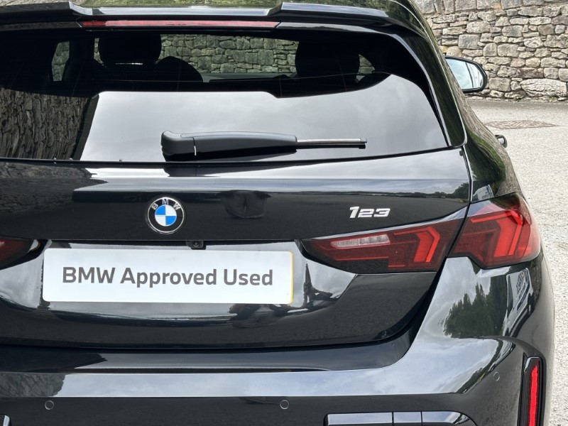 2026 (26) BMW 1 SERIES 123 xDrive M Sport 5dr  5581447