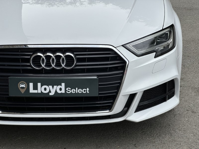2018 (18) AUDI A3 1.5 TFSI S Line 5dr 5566124