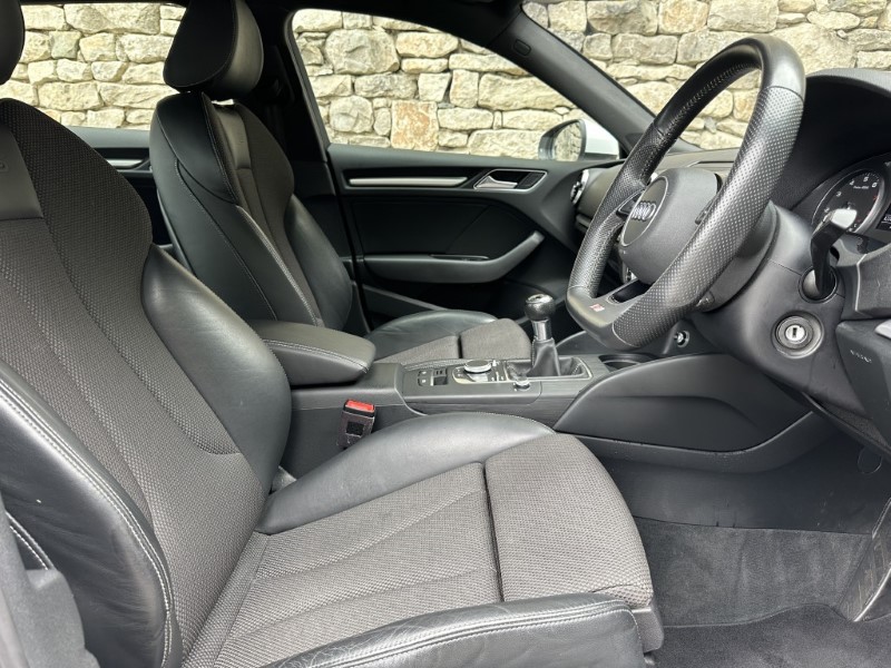 2018 (18) AUDI A3 1.5 TFSI S Line 5dr 5566111