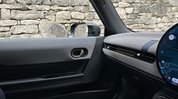 2024 (24) MINI COOPER 1.5 C Exclusive 3dr Auto 5547830