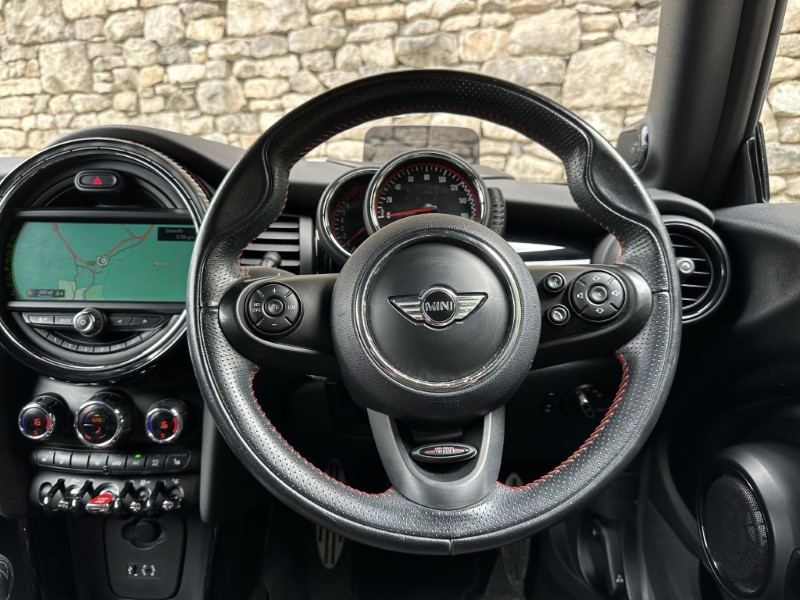 2017 (17) MINI CONVERTIBLE 2.0 John Cooper Works 2dr 5576935