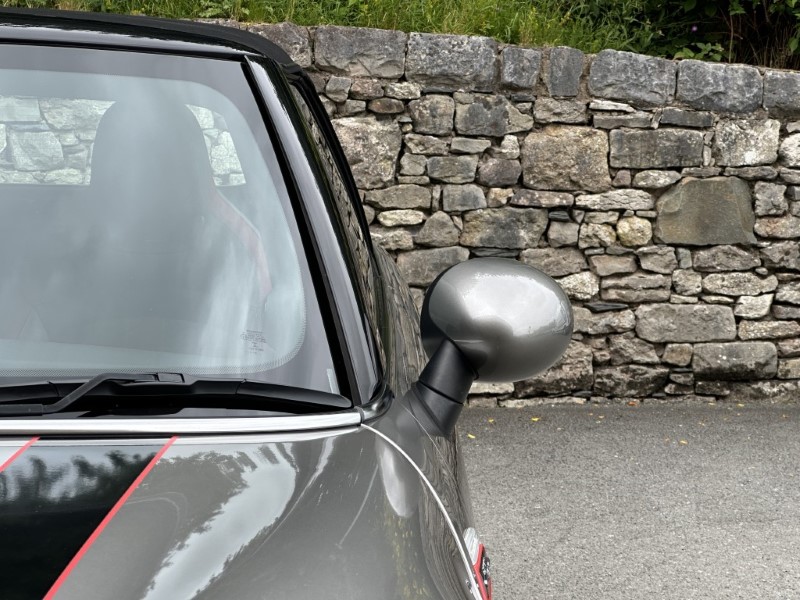 2017 (17) MINI CONVERTIBLE 2.0 John Cooper Works 2dr 5576905