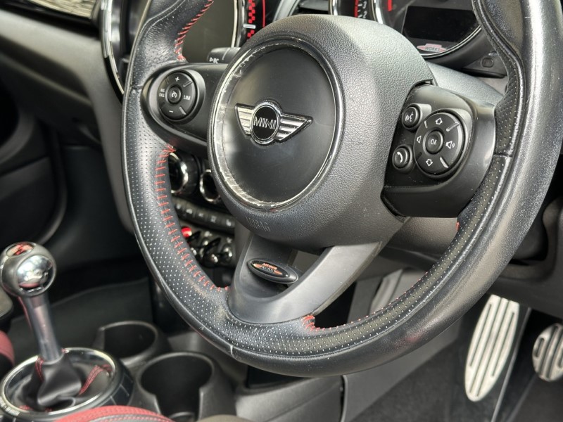 2017 (17) MINI CONVERTIBLE 2.0 John Cooper Works 2dr 5576863