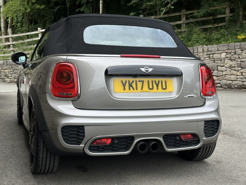 2017 (17) MINI CONVERTIBLE 2.0 John Cooper Works 2dr 5576856