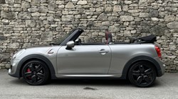 2017 (17) MINI CONVERTIBLE 2.0 John Cooper Works 2dr 5576928