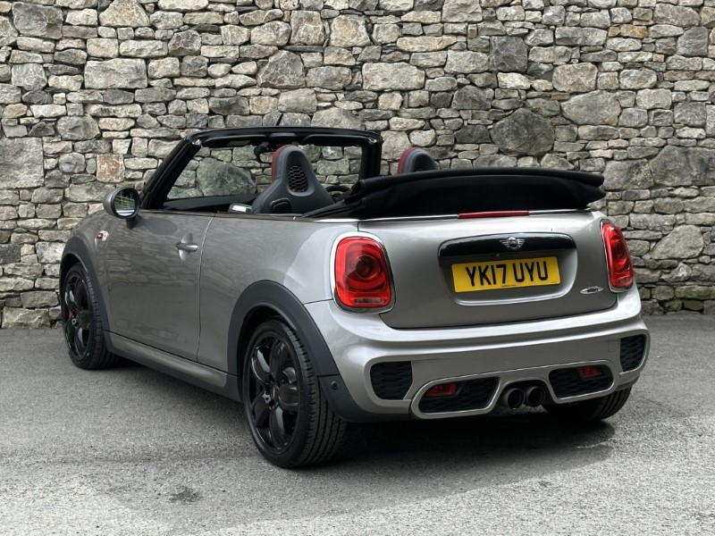 2017 (17) MINI CONVERTIBLE 2.0 John Cooper Works 2dr 5576930