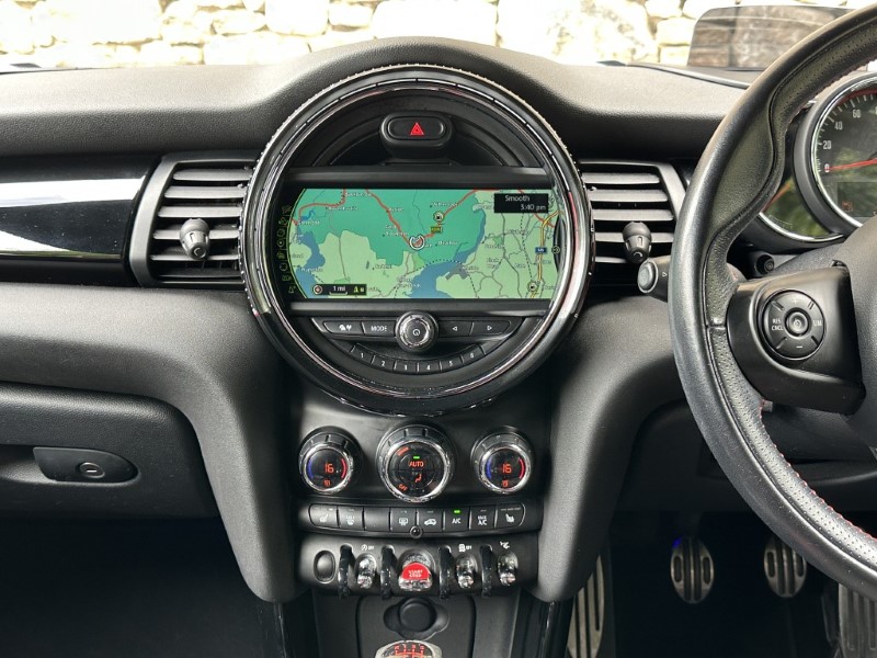 2017 (17) MINI CONVERTIBLE 2.0 John Cooper Works 2dr 5576937