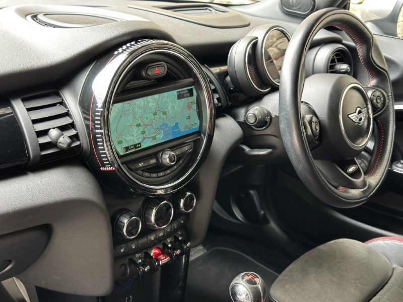 2017 (17) MINI CONVERTIBLE 2.0 John Cooper Works 2dr 5576886