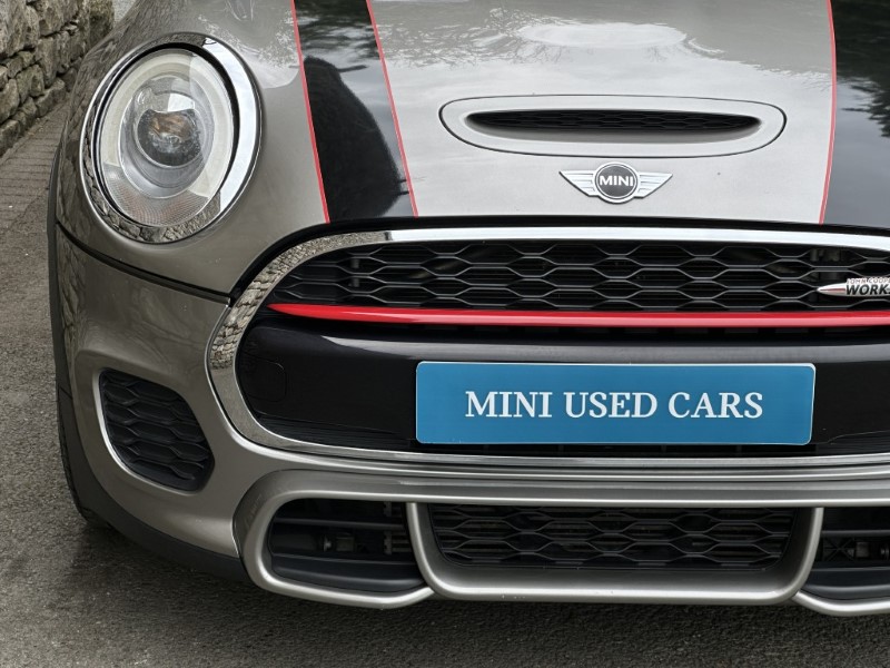2017 (17) MINI CONVERTIBLE 2.0 John Cooper Works 2dr 5576880