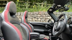 2017 (17) MINI CONVERTIBLE 2.0 John Cooper Works 2dr 5576927