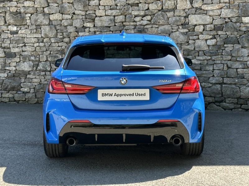 2021 (71) BMW 1 SERIES 118d M Sport 5dr 5605057