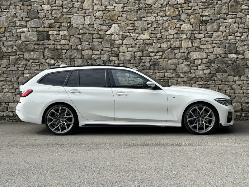 2020 (70) BMW 3 SERIES 320d MHT M Sport Touring  5620458