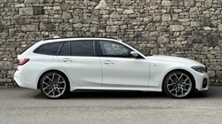 2020 (70) BMW 3 SERIES 320d MHT M Sport Touring 5620458