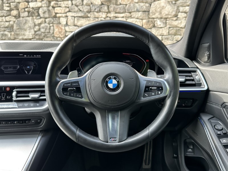 2020 (70) BMW 3 SERIES 320d MHT M Sport Touring  5620502