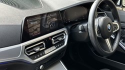 2020 (70) BMW 3 SERIES 320d MHT M Sport Touring 5620491