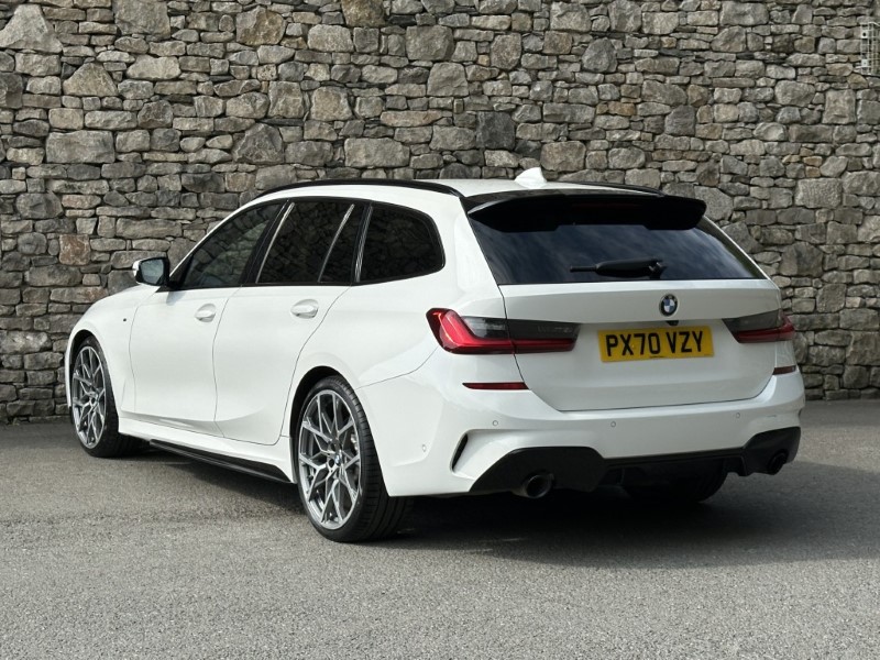 2020 (70) BMW 3 SERIES 320d MHT M Sport Touring  5620497