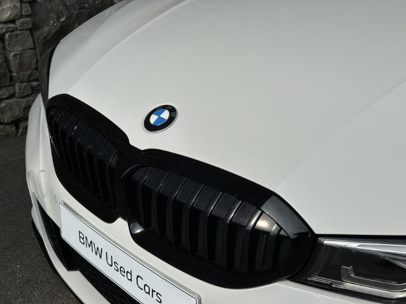 2020 (70) BMW 3 SERIES 320d MHT M Sport Touring  5620485