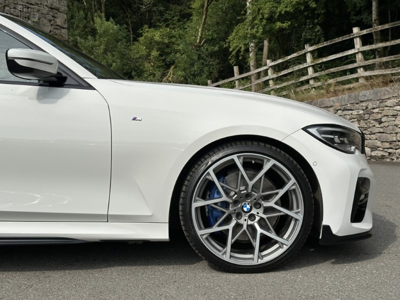 2020 (70) BMW 3 SERIES 320d MHT M Sport Touring  5620527