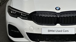 2020 (70) BMW 3 SERIES 320d MHT M Sport Touring 5620483
