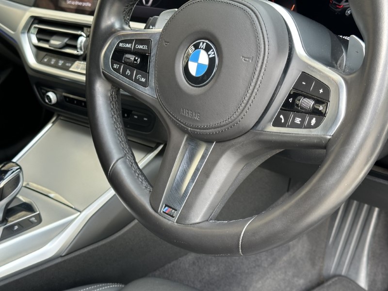 2020 (70) BMW 3 SERIES 320d MHT M Sport Touring  5620468