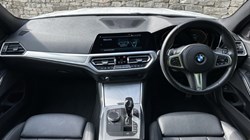 2020 (70) BMW 3 SERIES 320d MHT M Sport Touring 5620504