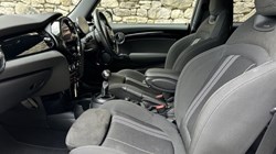 2023 (73) MINI HATCHBACK 1.5 Cooper Sport 3dr 5568472