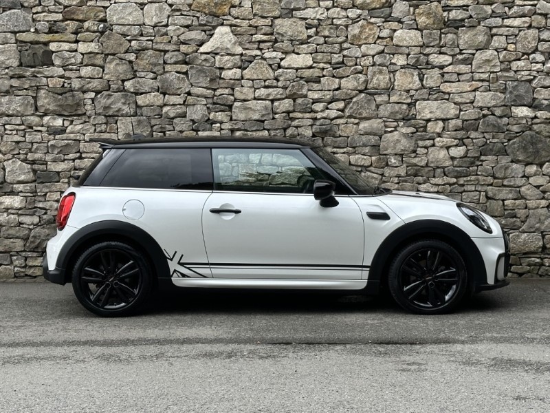 2023 (73) MINI HATCHBACK 1.5 Cooper Sport 3dr 5568447