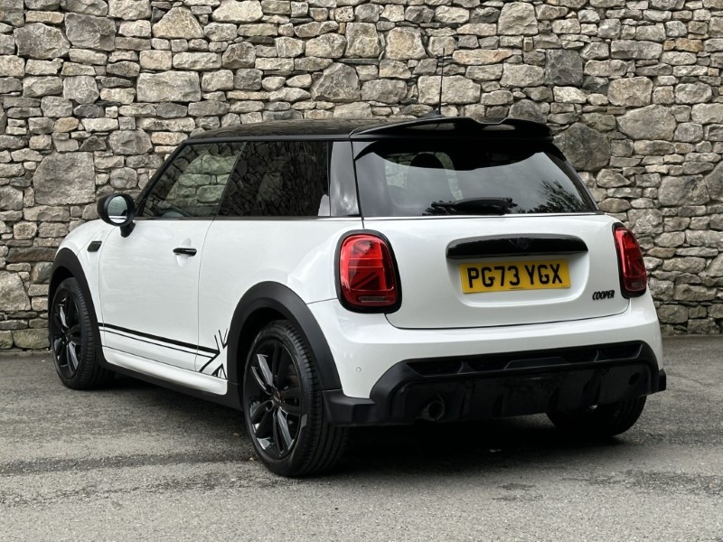 2023 (73) MINI HATCHBACK 1.5 Cooper Sport 3dr 1