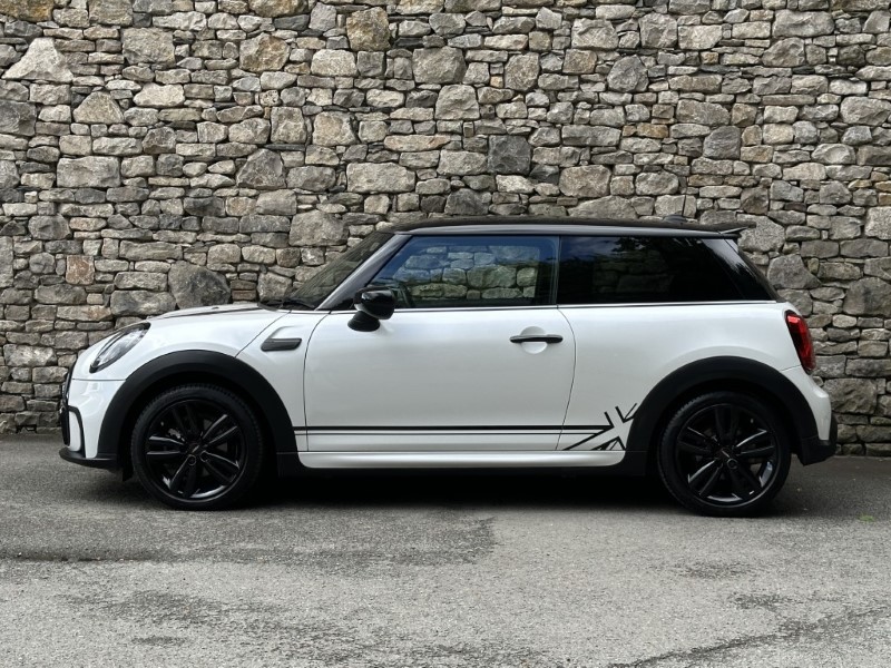 2023 (73) MINI HATCHBACK 1.5 Cooper Sport 3dr 5568479