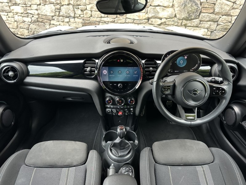 2023 (73) MINI HATCHBACK 1.5 Cooper Sport 3dr 5568495