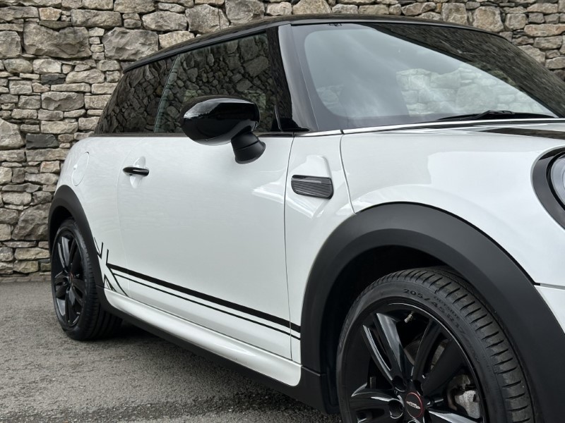 2023 (73) MINI HATCHBACK 1.5 Cooper Sport 3dr 5568515