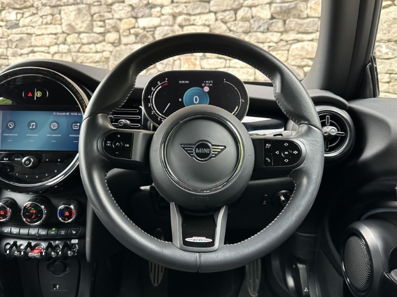 2023 (73) MINI HATCHBACK 1.5 Cooper Sport 3dr 5568496