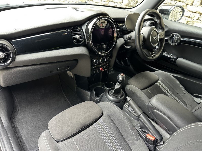 2023 (73) MINI HATCHBACK 1.5 Cooper Sport 3dr 5568473