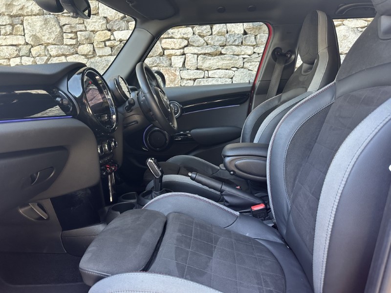 2022 (22) MINI HATCHBACK 1.5 Cooper Sport 5dr 5601019