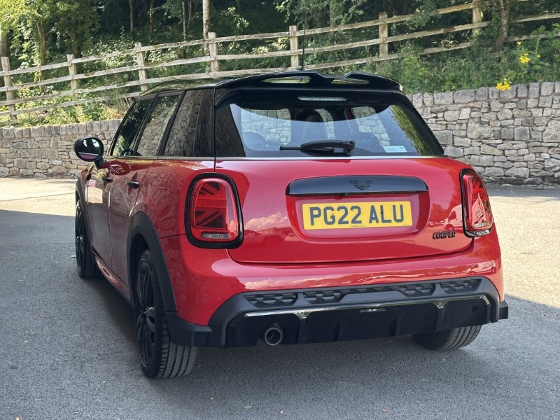 2022 (22) MINI HATCHBACK 1.5 Cooper Sport 5dr 5600995