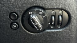 2022 (22) MINI HATCHBACK 1.5 Cooper Sport 5dr 5601012