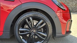 2022 (22) MINI HATCHBACK 1.5 Cooper Sport 5dr 5601056