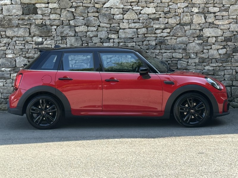 2022 (22) MINI HATCHBACK 1.5 Cooper Sport 5dr 5600994
